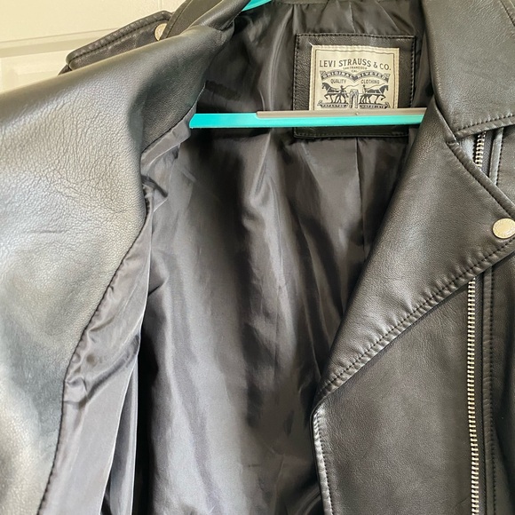 Levi’s Faux-Leather Black Belted Hem Moto Jacket - Picture 3 of 5